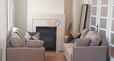 1680428 - Εμβληματικό Ρετιρέ με μεγάλη περιμετρική Βεράντα στο Κέντρο της Αθήνας, Προς Πώληση, 100 τ.μ., €240.000