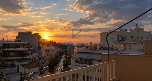 2659155 - Πάνω από την πόλη | Φωτεινό ανακαινισμένο ρετιρέ με πανοραμική θέα Προς Ενοικίαση, Παγκράτι, 30 τ.μ., €600